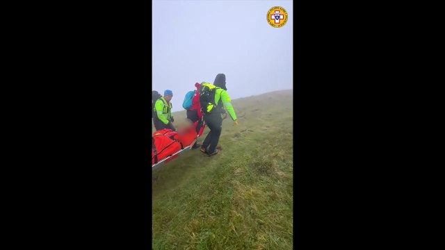 Va a cercare funghi e si perde, salvato dopo una notte al freddo in Appennino