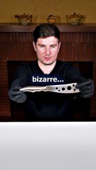 Mais à quoi servent les trous sur le couteau à fromage ?