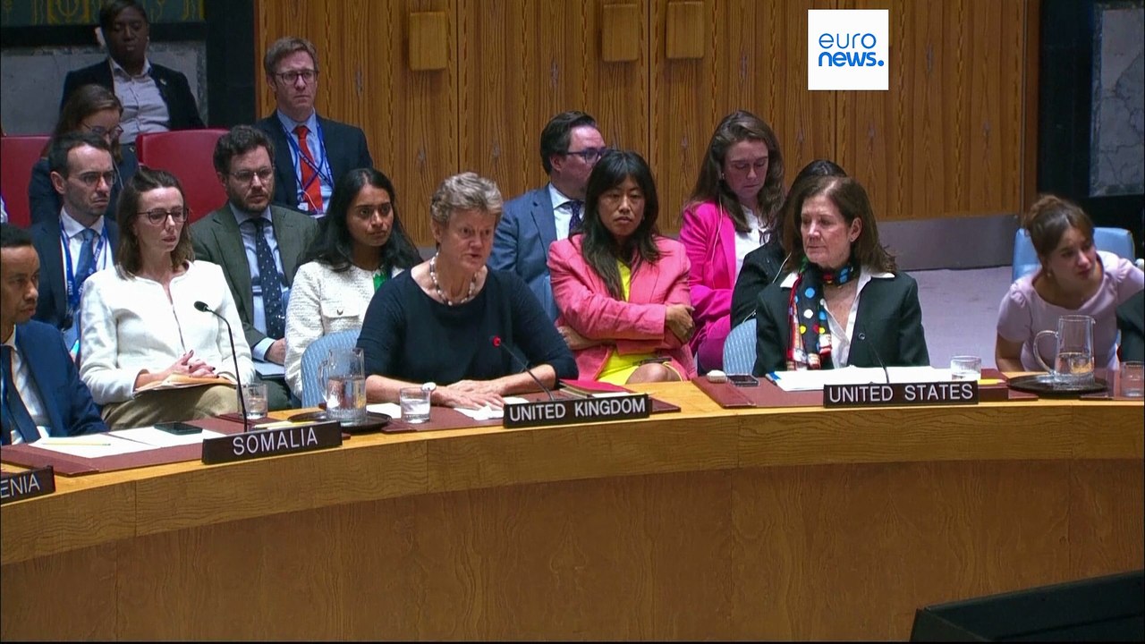 Το Ιράν εξετάζει τρόπους αντίδρασης στις νέες κυρώσεις του ΟΗΕ για το πυρηνικό του πρόγραμμα