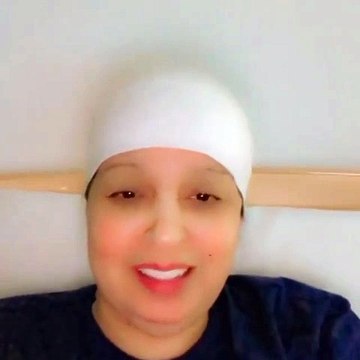 بعد شائعات وفاتها فيفي عبده تصوّر أوّل فيديو لها بعد العملية الجراحية