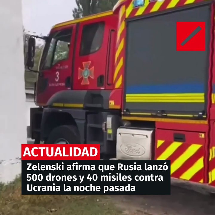 Zelenski afirma que Rusia lanzó 500 drones y 40 misiles contra Ucrania la noche pasada