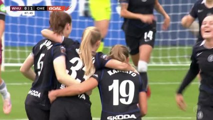 Chelsea - Beever-Jones ouvre le score d’un superbe coup franc