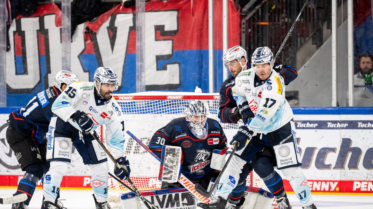 Torfestival: Ice Tigers feiern 8:2-Kantersieg über Dresden