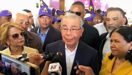 Danilo Medina cuestiona al Gobierno de eliminar Programa de Alto Costo