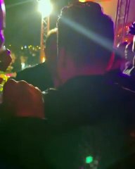 عمرو دياب يُصافح حسن شاكوش: تعالى ناخد صورة