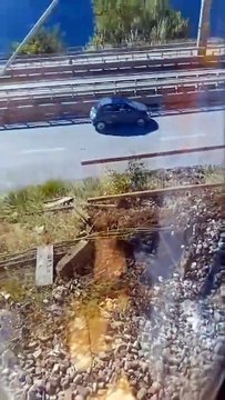 Lecco, tragedia sfiorata sulla ferrovia e la Statale 36: ''Siamo stati fortunati''