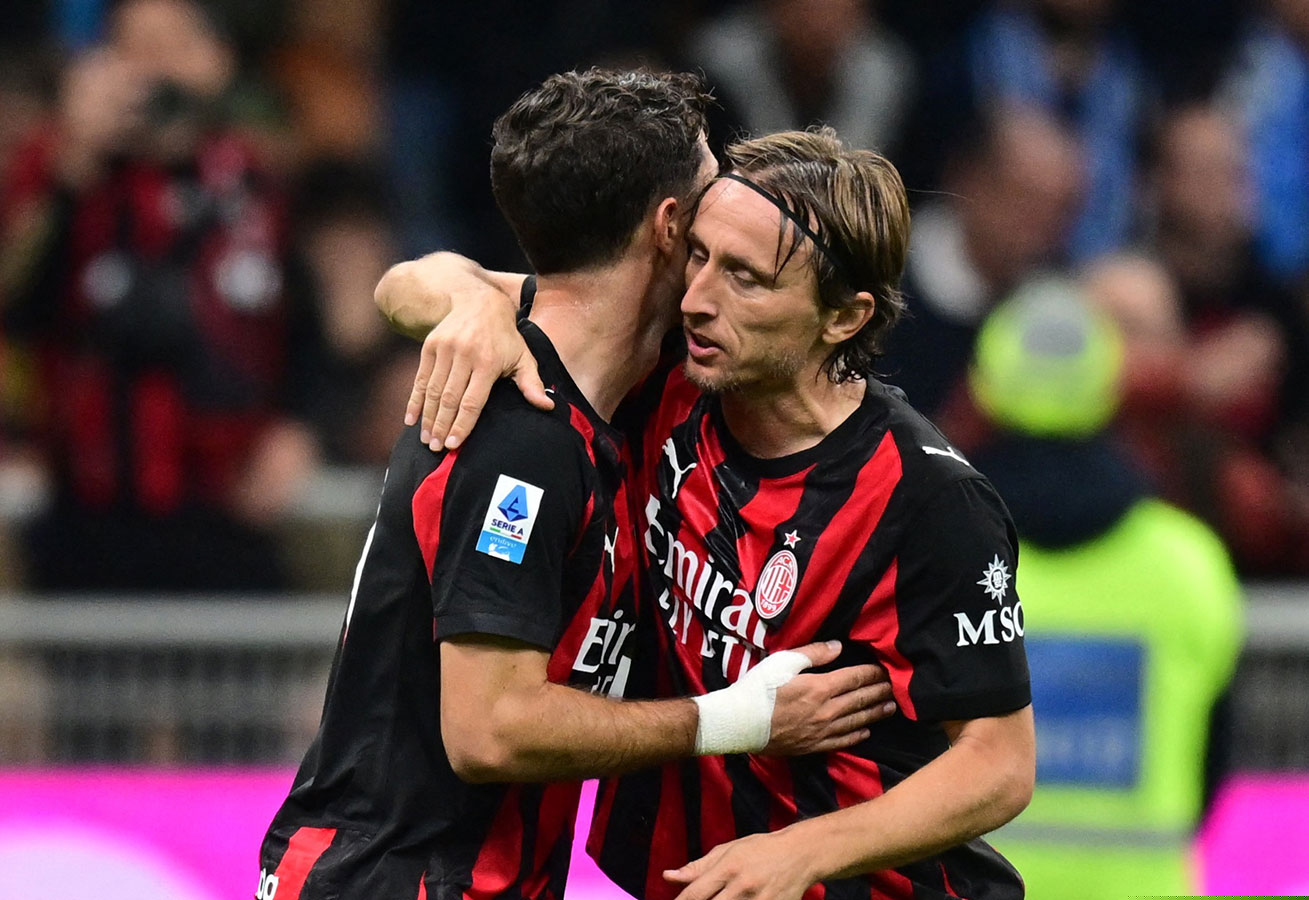 Milan vs. Napoli - Game Highlights