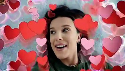 انشري الحبّ بأسلوب باندورا في موسم الأعياد