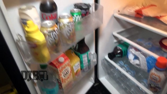 Beauty School Dropout - BUS INVADERS Ep. 2114