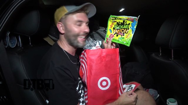 Pet Needs - BUS INVADERS Ep. 2112