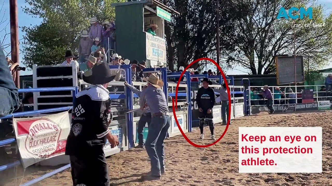 Rodeo clown gets an unexpected surprise at the Goulburn Rodeo 2025