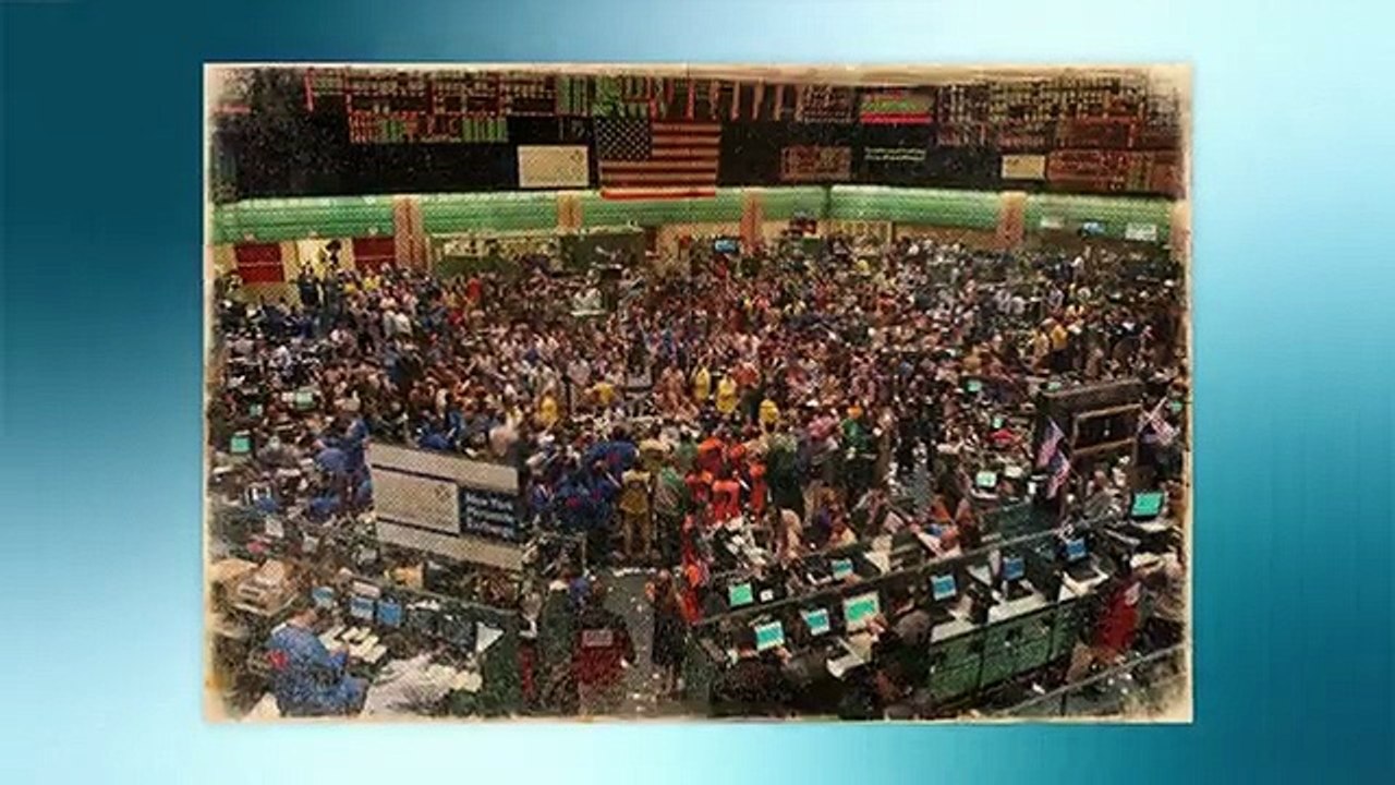 Thinking of Trading Commodities? Watch This First!