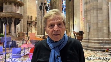 Il maestro Uto Ughi incanta i giovani delle scuole con il suo violino