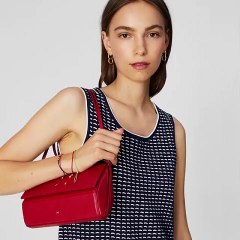 الطبعات المرحة والزخارف سيكون لها حصّة مهمّة في خزانتك