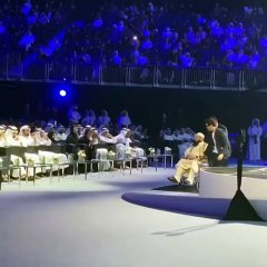 قُصي خولي يوجّه رسالة للشيخ آل مكتوم بعد حضوره حفل "صناع الأمل"