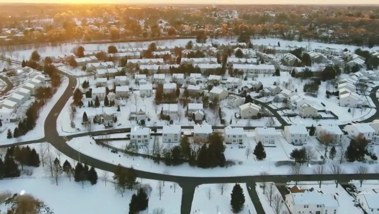 Eingeschneit zu Weihnachten Trailer DF