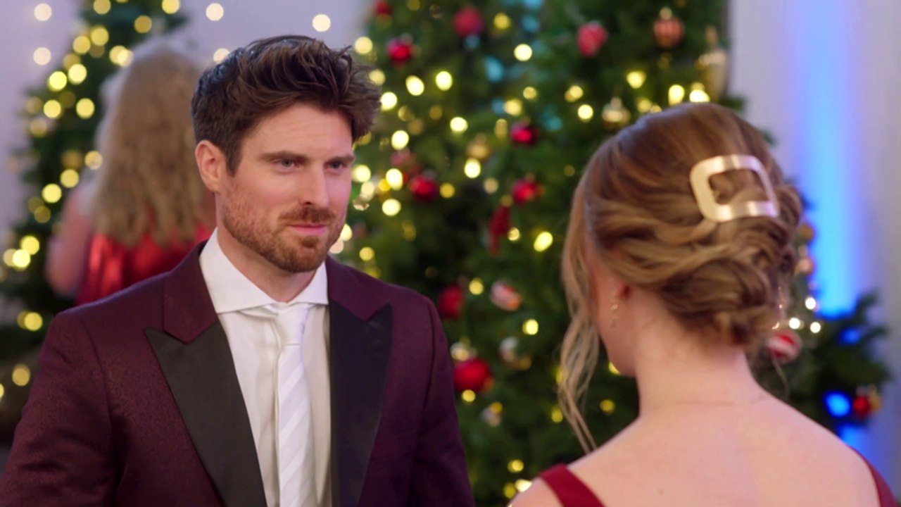 Verkuppelt an Weihnachten Trailer DF