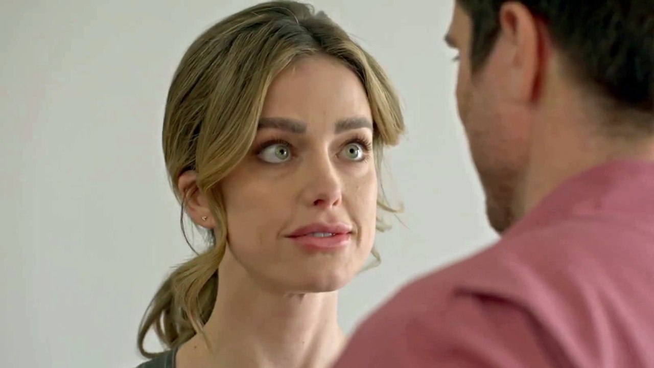 Weihnachts-Einsatz in 4 Wänden Trailer OV