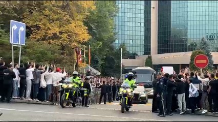 Recibimiento masivo y sin precedentes en Kazajistán: el Madrid nunca ha vivido algo así