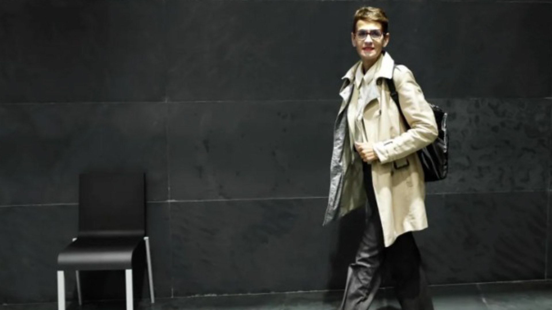 La presidenta del Gobierno de Navarra, Mar�a Chivite, ha negado este lunes en la comisi�n de investigaci�n del caso Koldo en el Senado haber influido nunca en las decisiones sobre contrataci�n de empresas para la obra p�blica.
"Yo no influyo en las decisiones de contrataciones", ha enfatizado la presidenta del Gobierno Foral ante las preguntas de la senadora Mar�a Caballero, de UPN, en el primer interrogatorio de la comparecencia.