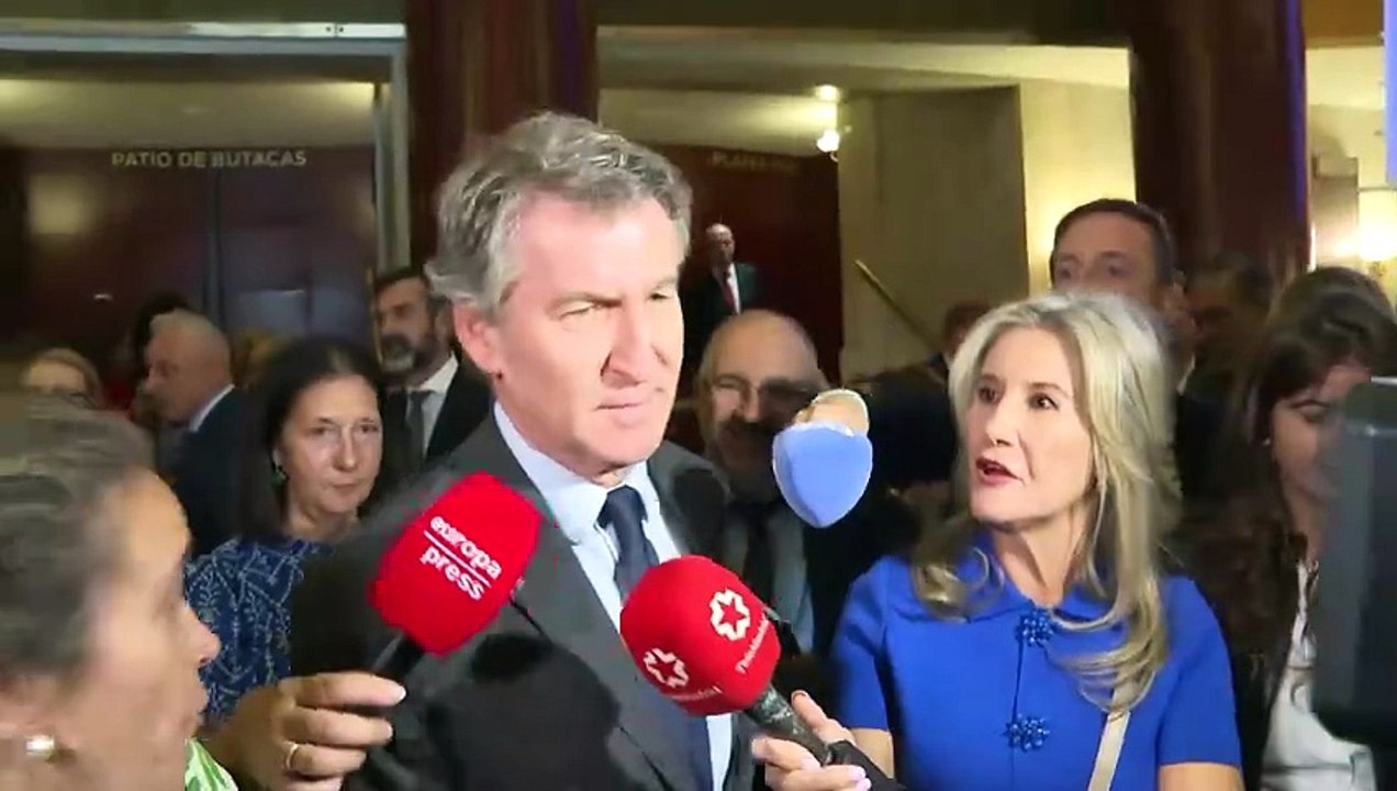 Feijóo tildó de irresponsables las políticas migratorias de Sánchez