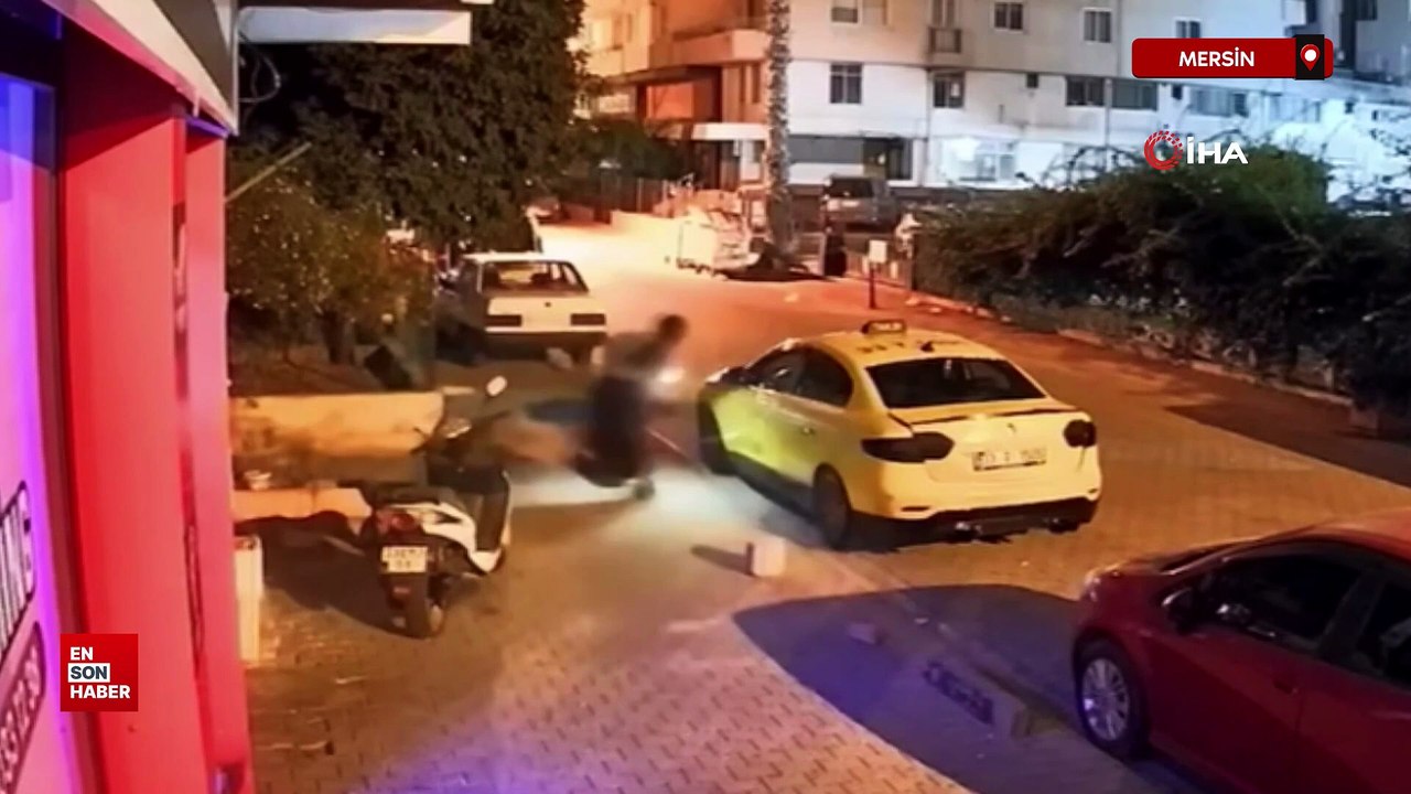 Mersin'de patenle kayarak iş yeri kurşunladı