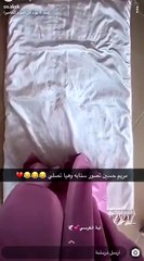 مريم حسين تُوثِّق لحظة صلاتها بمقطع فيديو