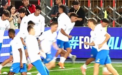 El entrenamiento del Madrid en Almaty: la aparición estelar de David Jiménez