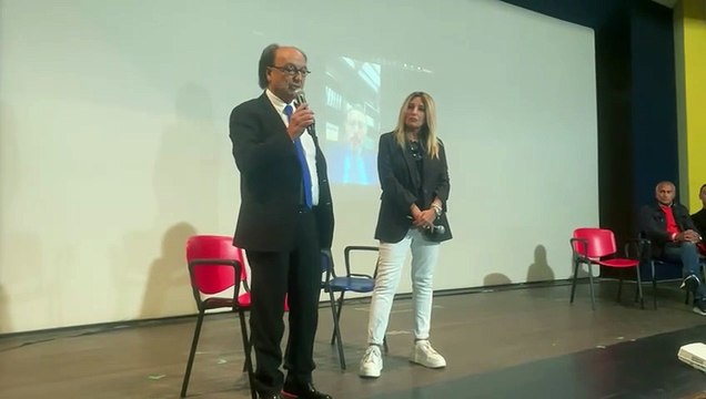Caso Cosenza calcio: le parole del presidente Guarascio all'incontro con sindaco, aspiranti acquirenti e tifoseria