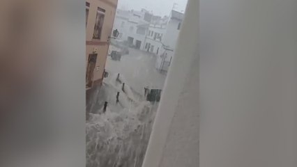 Graves inundaciones en las zonas de Gandía y Oliva