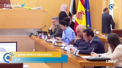 Vox fracasa en su intento de declarar la ruta aérea Ceuta-Península como servicio público