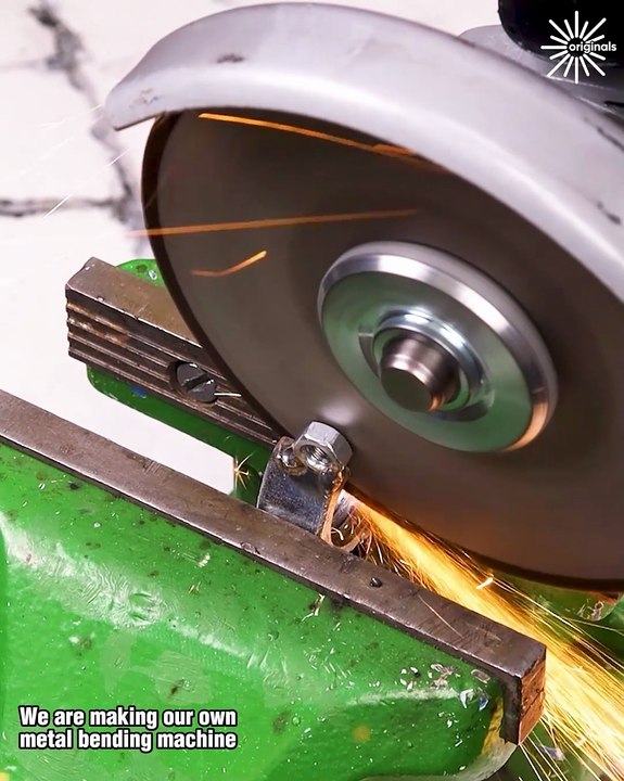 The process of making a metal bending machine 🔨