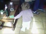 Les premiers pas de anna le 18.05.08