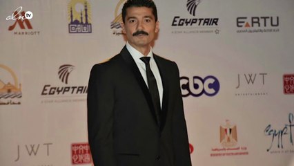 خالد النبوي يمتنع عن إقامة عزاء لوالدته.. والسبب غريب