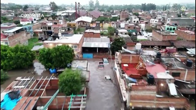 Crecida de arroyos deja casi 500 viviendas inundadas en Tototlán