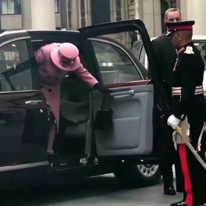 هل تلتزم كيت ميدلتون معايير الشياكة الخاصّة بالملكة؟