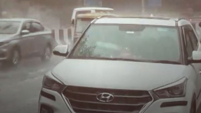 Delhi-NCR में बारिश, Air India ने जारी की एडवाइजरी