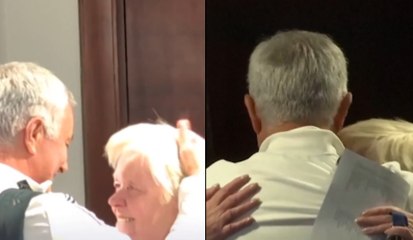 Precioso el gesto de Mourinho con la jefa de prensa del Chelsea