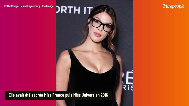 Iris Mitteneare et Lena Mahfouf misent chacune sur un accessoire pour ce défilé incontournable à Paris