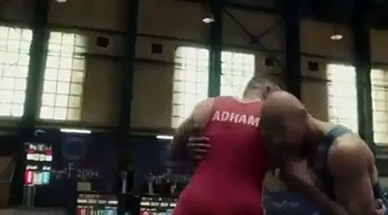 ياسر جلال يقع في فخ التكرار
