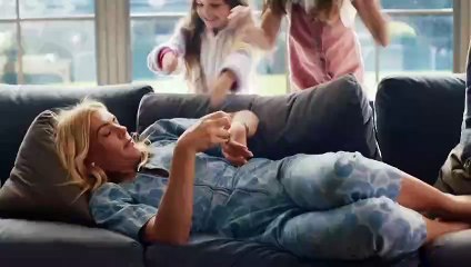 أكسسوارك الفخم الجديد من Kate Spade يلتقي بأحدث ميزات التكنولوجيا