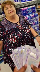 Elle Aide un Inconnu... et Reçoit une Surprise Incroyable !