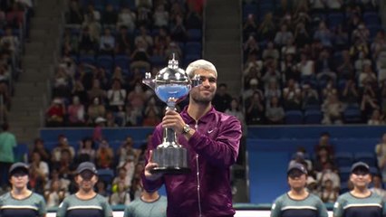 Tokyo - Alcaraz remporte son 8e titre de la saison en battant Fritz