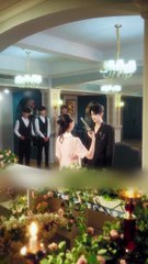 Transmigrated into a wife-abusing plot, crushed the scumbags, became a 100M+ CEO!