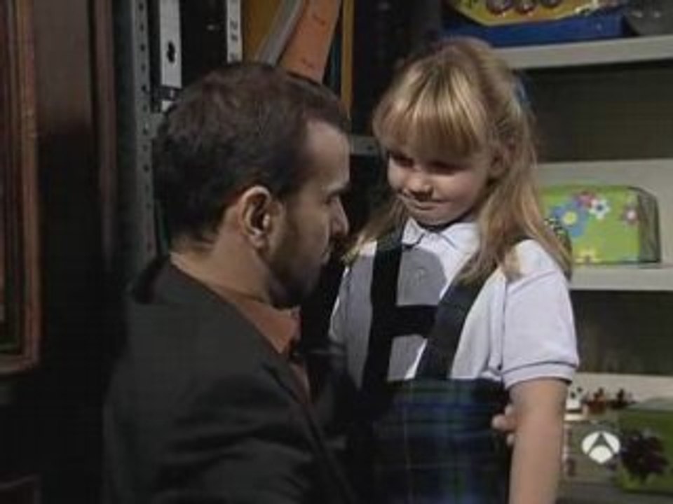 Luis Merlo en El Internado 08-Descubriendo luciérnagas