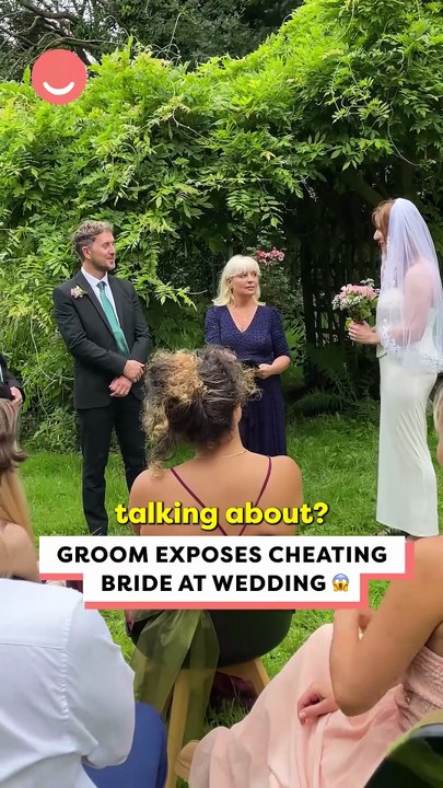 He waited until they were surrounded by family 😱