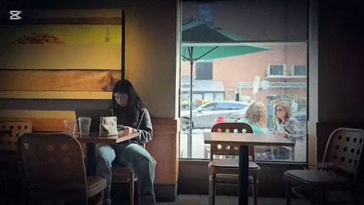 STARBUCKS CLOSED IN CANADA