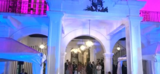 Encendido de luces del Palacio de las Garzas conmemorando el mes contra el cáncer