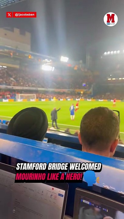 STAMFORD BRIDGE WELCOMED MOURINHO LIKE A HERO!