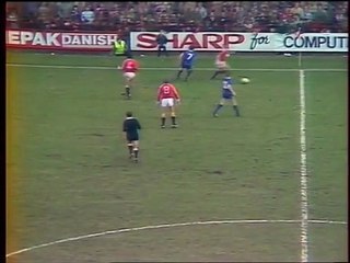 MANCHESTER UNITED - EVERTON - 1983 - SAISON 1982/1983 -